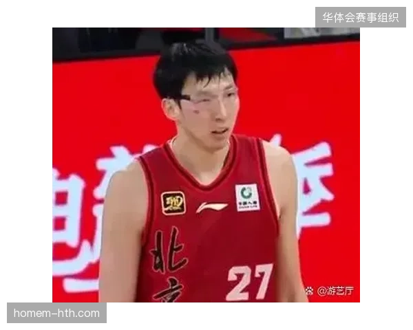 周琦凭借身高优势在北京队晋级战中掌控内线，球队依靠第二节攻势击败老对手广东队